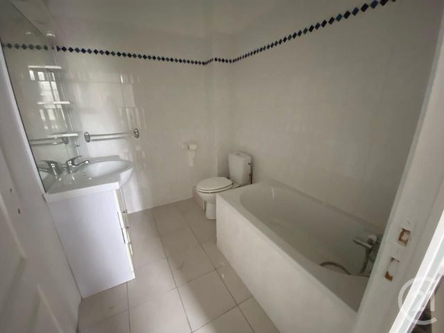 Appartement Studio à vendre - 2 pièces - 31.0 m2 - VITTEL - 88 - LORRAINE - Century 21 Les Portes D'Or