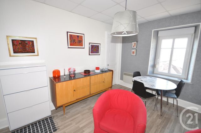 Afficher la photo en grand Appartement F3 à louer - 3 pièces - 58.48 m2 - VITTEL - 88 - LORRAINE - Century 21 Les Portes D'Or