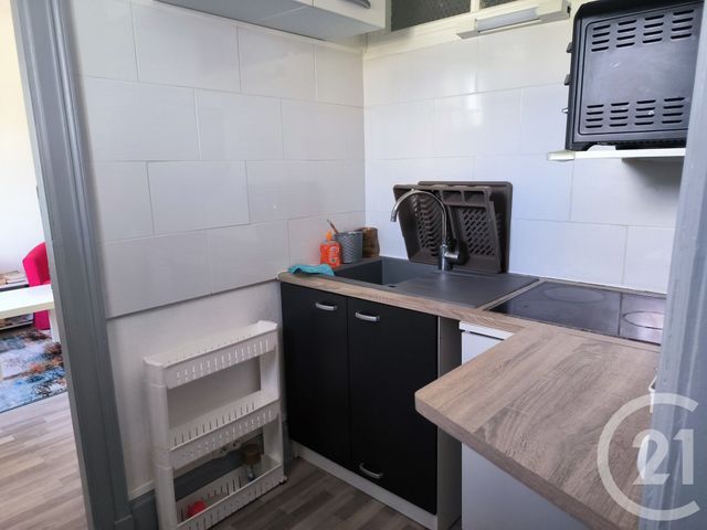Afficher la photo en grand Appartement F3 à louer - 3 pièces - 58.48 m2 - VITTEL - 88 - LORRAINE - Century 21 Les Portes D'Or