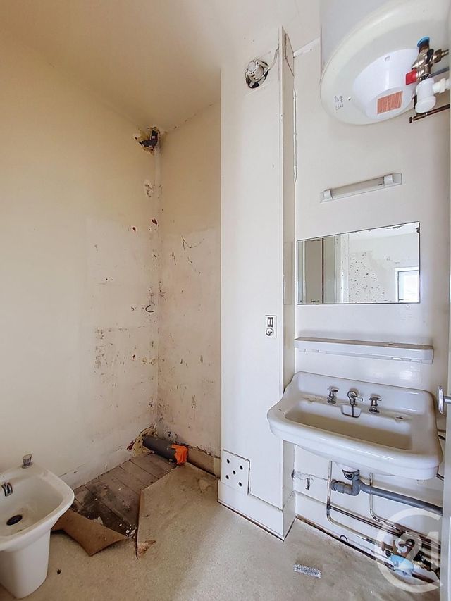 Appartement F1 à vendre - 1 pièce - 19.0 m2 - VITTEL - 88 - LORRAINE - Century 21 Les Portes D'Or