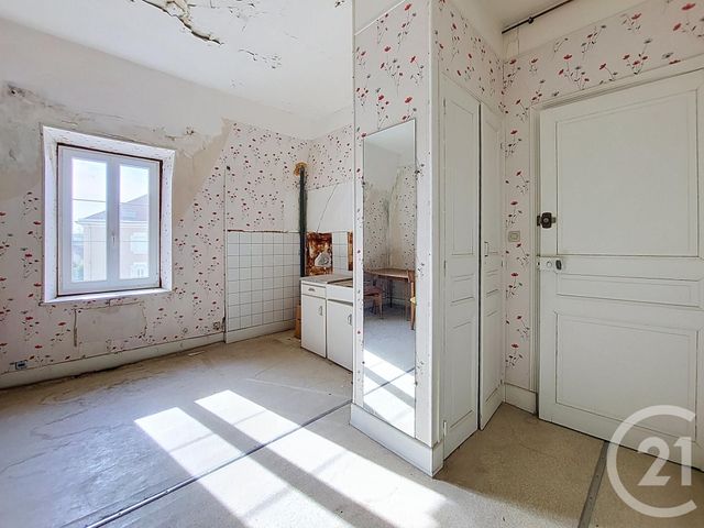Appartement F1 à vendre - 1 pièce - 19.0 m2 - VITTEL - 88 - LORRAINE - Century 21 Les Portes D'Or