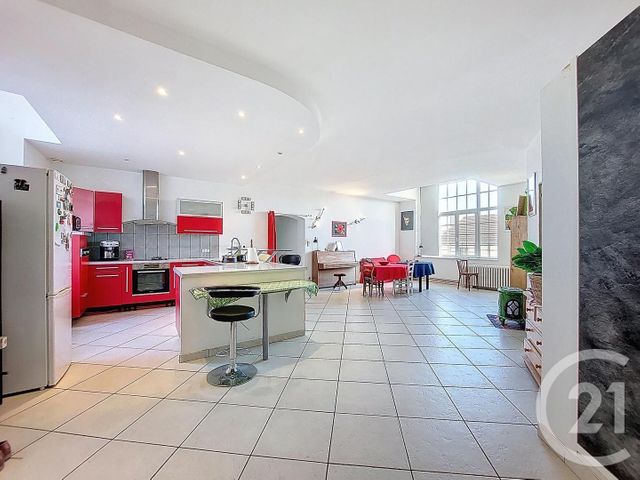 Appartement F7 à vendre - 7 pièces - 171.72 m2 - MIRECOURT - 88 - LORRAINE - Century 21 Les Portes D'Or