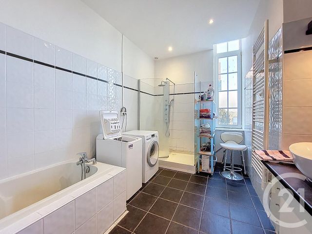 Appartement F7 à vendre - 7 pièces - 171.72 m2 - MIRECOURT - 88 - LORRAINE - Century 21 Les Portes D'Or