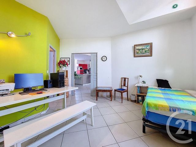 Appartement F7 à vendre - 7 pièces - 171.72 m2 - MIRECOURT - 88 - LORRAINE - Century 21 Les Portes D'Or