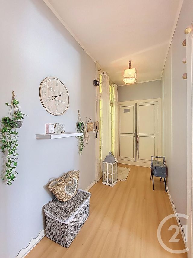 Appartement F3 à vendre - 3 pièces - 76.0 m2 - VITTEL - 88 - LORRAINE - Century 21 Les Portes D'Or