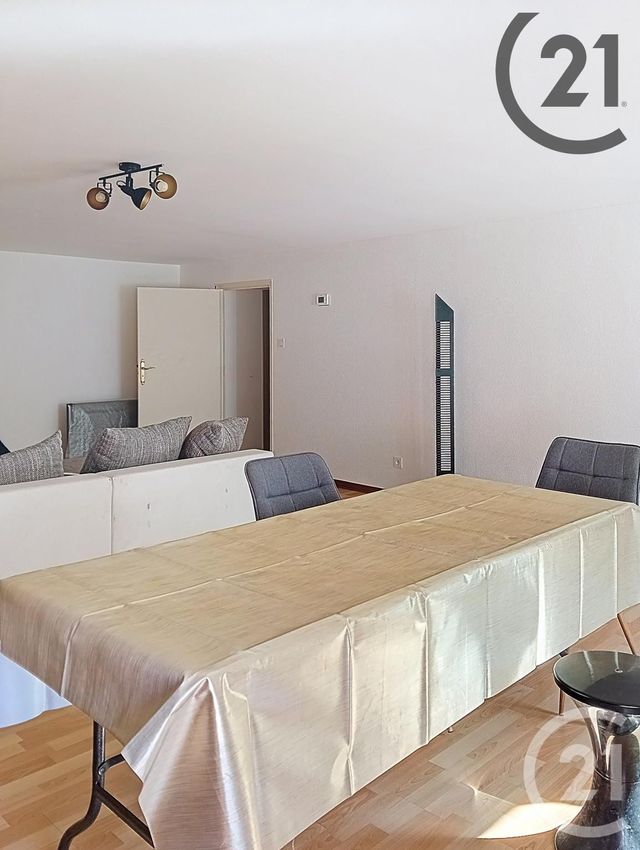 Appartement F4 à vendre - 4 pièces - 122.0 m2 - NEUFCHATEAU - 88 - LORRAINE - Century 21 Les Portes D'Or