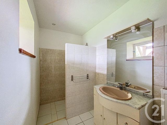 Appartement F2 à louer - 2 pièces - 56.54 m2 - CONTREXEVILLE - 88 - LORRAINE - Century 21 Les Portes D'Or