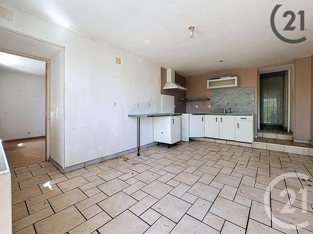 Appartement à vendre - 20 pièces - 250.0 m2 - DARNEY - 88 - LORRAINE - Century 21 Les Portes D'Or