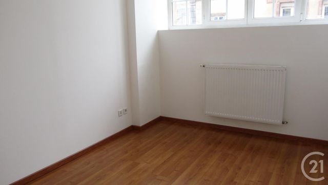 Afficher la photo en grand Appartement F4 à vendre - 5 pièces - 99.88 m2 - MIRECOURT - 88 - LORRAINE - Century 21 Les Portes D'Or