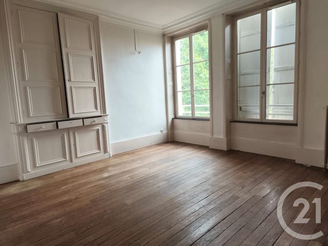 Appartement F4 à louer - 4 pièces - 98.0 m2 - MIRECOURT - 88 - LORRAINE - Century 21 Les Portes D'Or