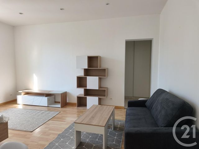 Appartement F1 à louer - 1 pièce - 33.4 m2 - VITTEL - 88 - LORRAINE - Century 21 Les Portes D'Or