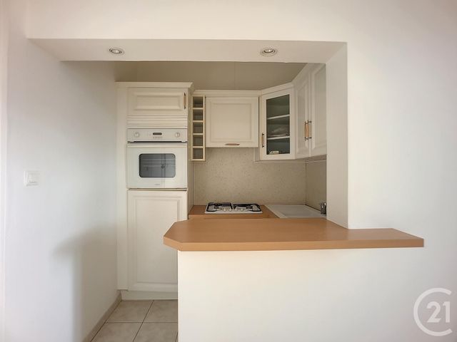 Appartement F1 à louer - 1 pièce - 33.4 m2 - VITTEL - 88 - LORRAINE - Century 21 Les Portes D'Or