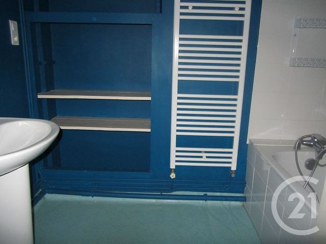 Afficher la photo en grand Appartement F5 à louer - 5 pièces - 64.0 m2 - MIRECOURT - 88 - LORRAINE - Century 21 Les Portes D'Or