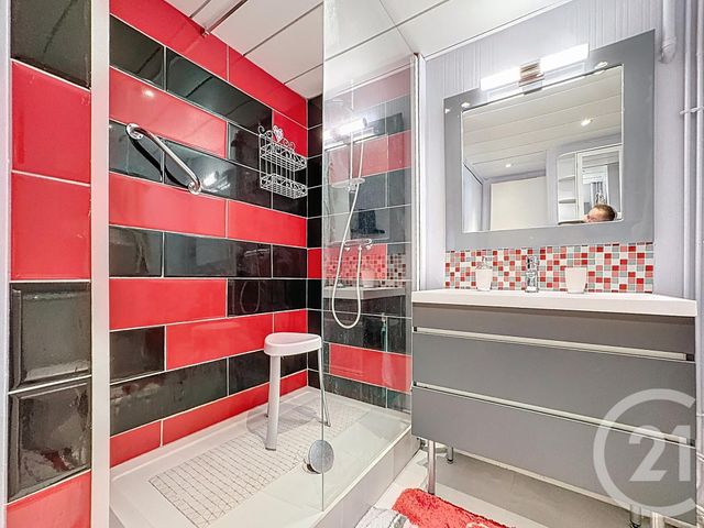 Appartement F2 à vendre - 2 pièces - 45.0 m2 - VITTEL - 88 - LORRAINE - Century 21 Les Portes D'Or