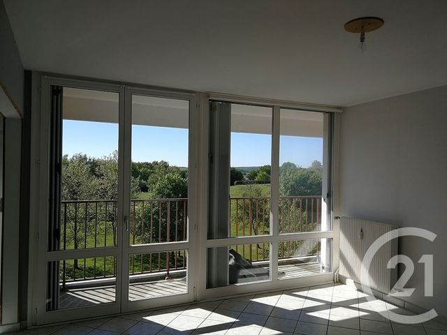 Appartement F3 à louer - 3 pièces - 78.0 m2 - VITTEL - 88 - LORRAINE - Century 21 Les Portes D'Or