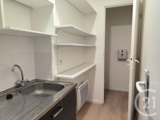 Appartement Local à louer - 3 pièces - 61.0 m2 - VITTEL - 88 - LORRAINE - Century 21 Les Portes D'Or