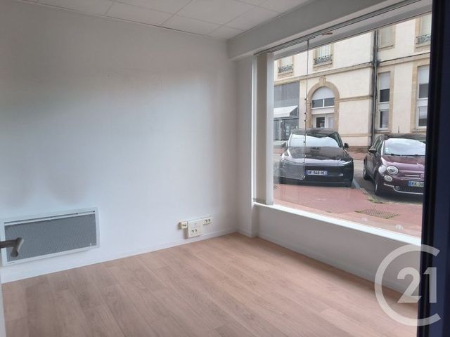 Appartement Local à louer - 3 pièces - 61.0 m2 - VITTEL - 88 - LORRAINE - Century 21 Les Portes D'Or