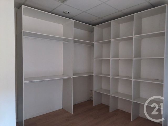 Appartement Local à louer - 3 pièces - 61.0 m2 - VITTEL - 88 - LORRAINE - Century 21 Les Portes D'Or