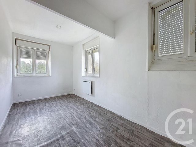 Appartement à vendre - 14 pièces - 250.5 m2 - MIRECOURT - 88 - LORRAINE - Century 21 Les Portes D'Or