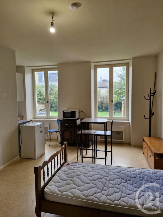 Appartement F1 à louer - 1 pièce - 28.0 m2 - MIRECOURT - 88 - LORRAINE - Century 21 Les Portes D'Or