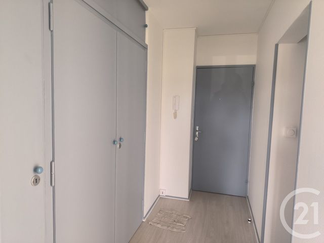Appartement F3 à louer - 4 pièces - 75.0 m2 - VITTEL - 88 - LORRAINE - Century 21 Les Portes D'Or