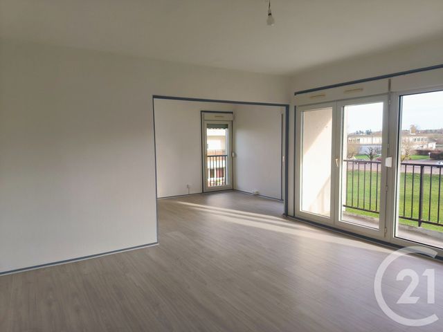 Appartement F3 à louer - 4 pièces - 75.0 m2 - VITTEL - 88 - LORRAINE - Century 21 Les Portes D'Or