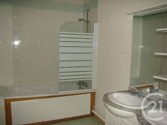 Appartement F5 à louer - 5 pièces - 114.0 m2 - MALAINCOURT - 88 - LORRAINE - Century 21 Les Portes D'Or