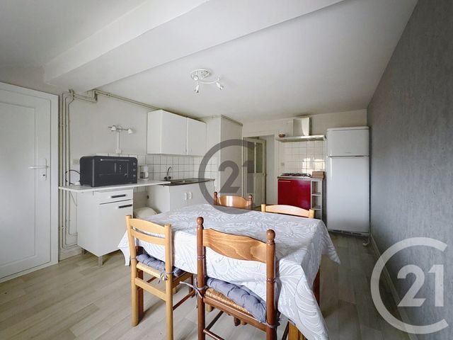 Appartement F2 à louer - 2 pièces - 41.0 m2 - MIRECOURT - 88 - LORRAINE - Century 21 Les Portes D'Or