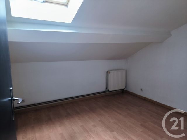 Appartement F3 à louer - 3 pièces - 50.0 m2 - VITTEL - 88 - LORRAINE - Century 21 Les Portes D'Or