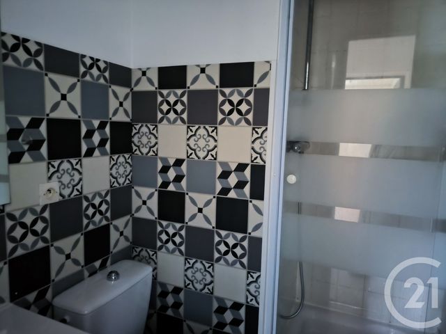 Appartement F3 à louer - 3 pièces - 50.0 m2 - VITTEL - 88 - LORRAINE - Century 21 Les Portes D'Or