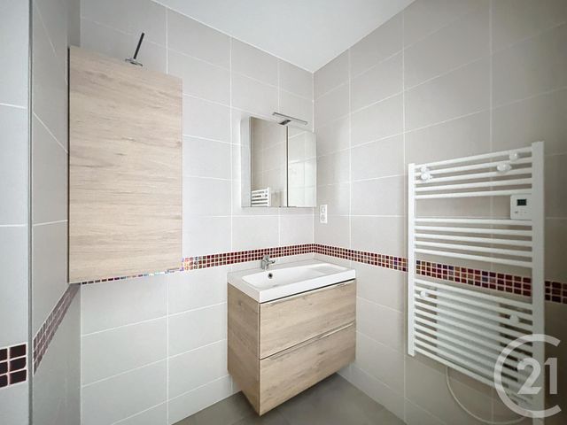 Appartement Duplex à louer - 2 pièces - 53.8 m2 - GRAFFIGNY CHEMIN - 52 - CHAMPAGNE-ARDENNE - Century 21 Les Portes D'Or