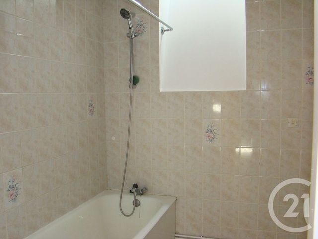 Appartement F1 à louer - 1 pièce - 46.9 m2 - VITTEL - 88 - LORRAINE - Century 21 Les Portes D'Or