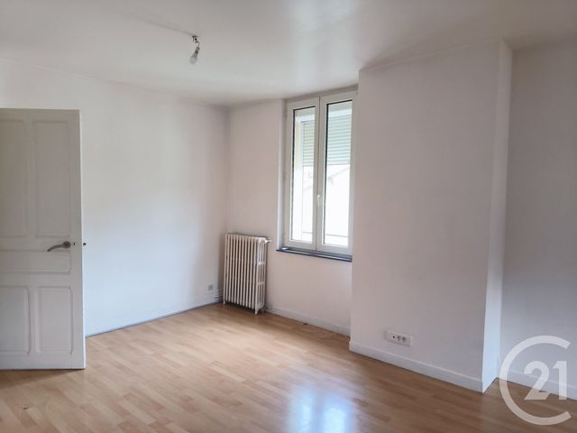 Appartement F3 à louer - 3 pièces - 62.0 m2 - VITTEL - 88 - LORRAINE - Century 21 Les Portes D'Or