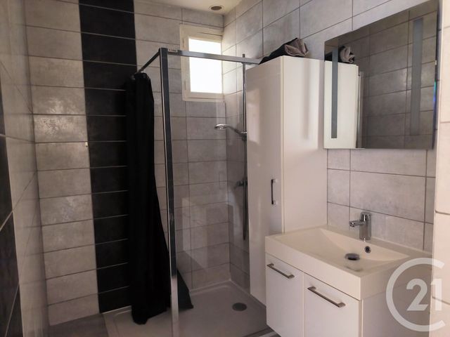 Appartement F3 à louer - 3 pièces - 62.0 m2 - VITTEL - 88 - LORRAINE - Century 21 Les Portes D'Or