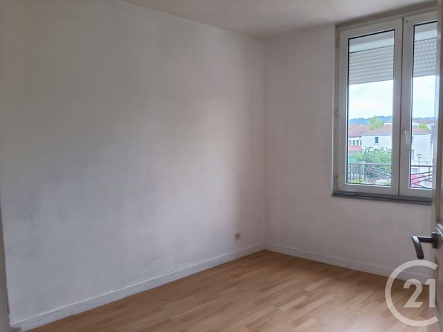 Appartement F3 à louer - 3 pièces - 62.0 m2 - VITTEL - 88 - LORRAINE - Century 21 Les Portes D'Or