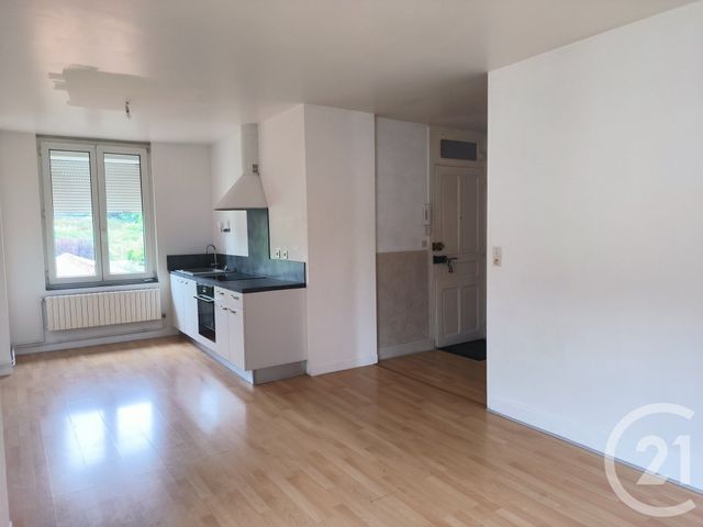 Appartement F3 à louer - 3 pièces - 62.0 m2 - VITTEL - 88 - LORRAINE - Century 21 Les Portes D'Or