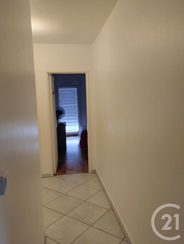 Appartement F4 à louer - 4 pièces - 74.9 m2 - VITTEL - 88 - LORRAINE - Century 21 Les Portes D'Or