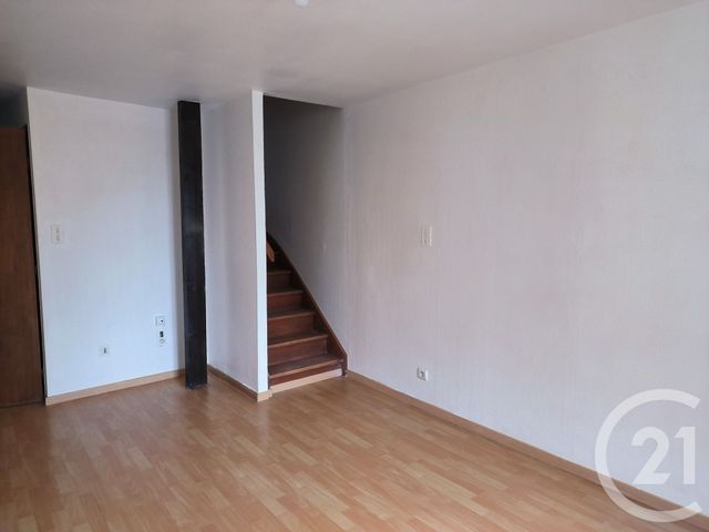 Appartement F3 à louer - 3 pièces - 51.0 m2 - MIRECOURT - 88 - LORRAINE - Century 21 Les Portes D'Or