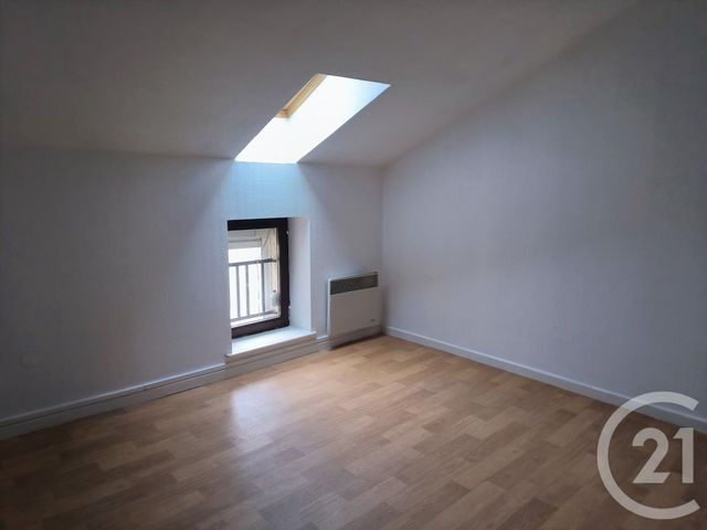 Appartement F3 à louer - 3 pièces - 51.0 m2 - MIRECOURT - 88 - LORRAINE - Century 21 Les Portes D'Or