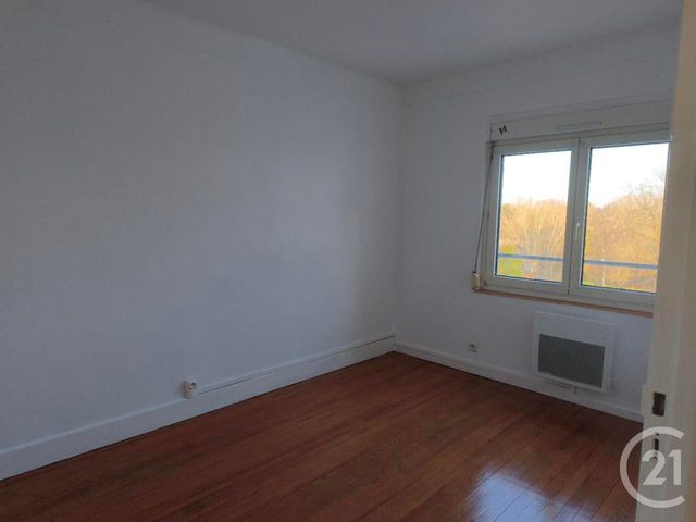 Appartement F4 à louer - 4 pièces - 78.0 m2 - VITTEL - 88 - LORRAINE - Century 21 Les Portes D'Or