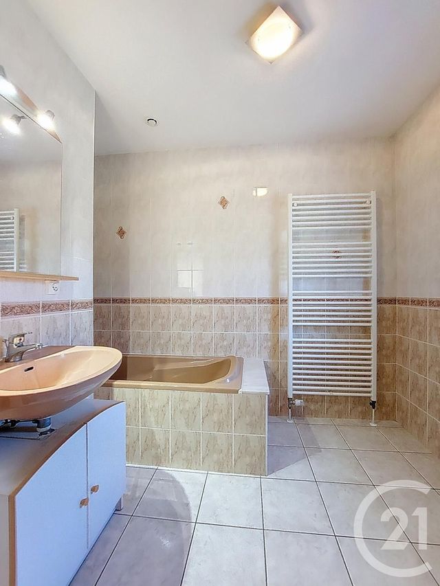 maison à vendre - 5 pièces - 126.0 m2 - BAZOILLES ET MENIL - 88 - LORRAINE - Century 21 Les Portes D'Or