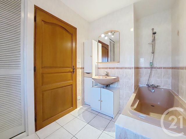 maison à vendre - 5 pièces - 126.0 m2 - BAZOILLES ET MENIL - 88 - LORRAINE - Century 21 Les Portes D'Or