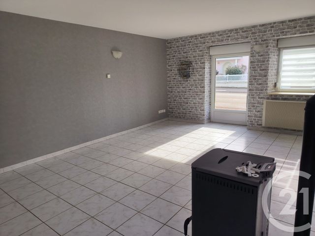 maison à louer - 5 pièces - 109.0 m2 - LA NEUVEVILLE SOUS CHATENOIS - 88 - LORRAINE - Century 21 Les Portes D'Or