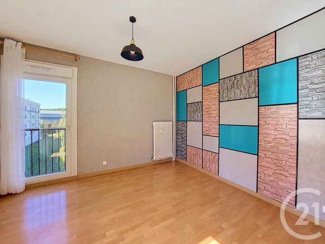 Appartement à vendre - 4 pièces - 75.0 m2 - VITTEL - 88 - LORRAINE - Century 21 Les Portes D'Or