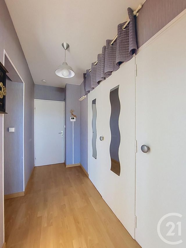 Appartement à vendre - 4 pièces - 75.0 m2 - VITTEL - 88 - LORRAINE - Century 21 Les Portes D'Or