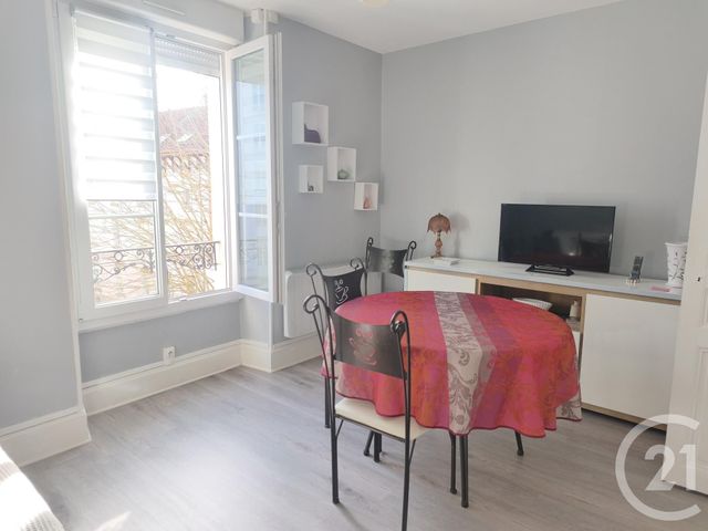 Appartement F2 à louer - 2 pièces - 33.0 m2 - VITTEL - 88 - LORRAINE - Century 21 Les Portes D'Or