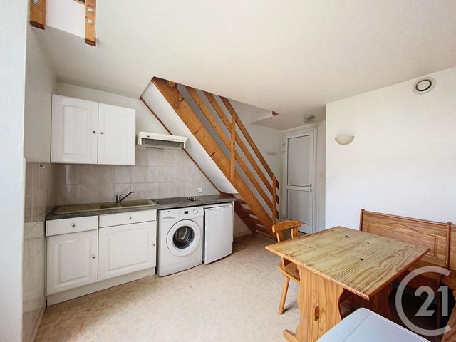 Appartement F1 à louer - 1 pièce - 23.6 m2 - VITTEL - 88 - LORRAINE - Century 21 Les Portes D'Or