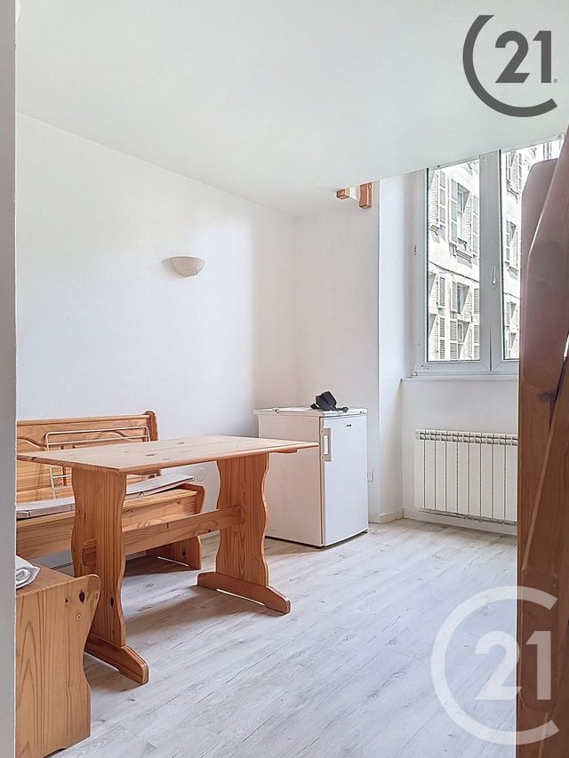 Appartement F1 à louer - 1 pièce - 23.6 m2 - VITTEL - 88 - LORRAINE - Century 21 Les Portes D'Or