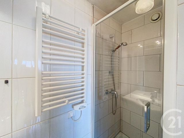 Appartement F1 à louer - 1 pièce - 23.6 m2 - VITTEL - 88 - LORRAINE - Century 21 Les Portes D'Or