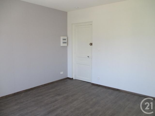 Appartement F2 à louer - 2 pièces - 39.0 m2 - VITTEL - 88 - LORRAINE - Century 21 Les Portes D'Or